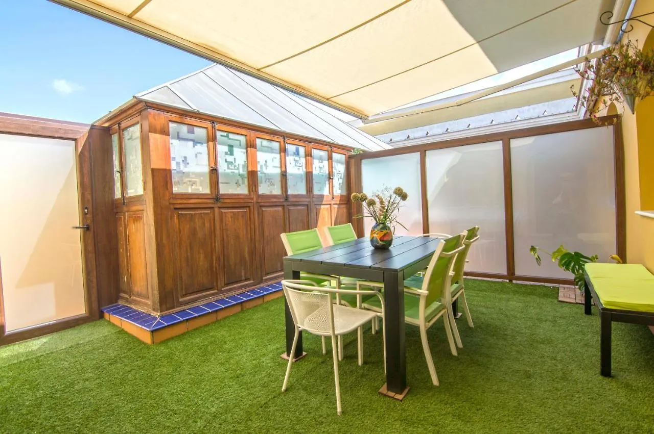 Atico San Juan, Apartamentos Living Sur contacts